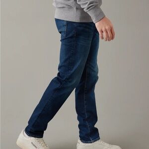American Eagle Outfitters Men's slim Straight Jeans 28x30 extreme flexes